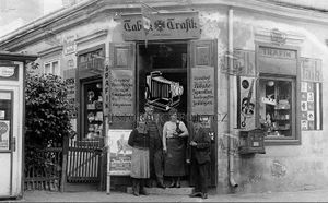 Wien Hietzinger Hauptstraße 132 02.jpeg