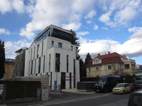 Neubau: alle Dimensionen sprengend - 2015