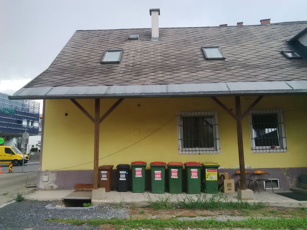 Datei:Graz StPeter Hauptstrasse 4 Rueckansicht 2.jpg