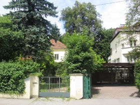 Villa von der Straße - 2016